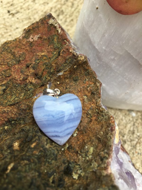 JEWELLERY, PENDANTS blue lace agate heart 2cm