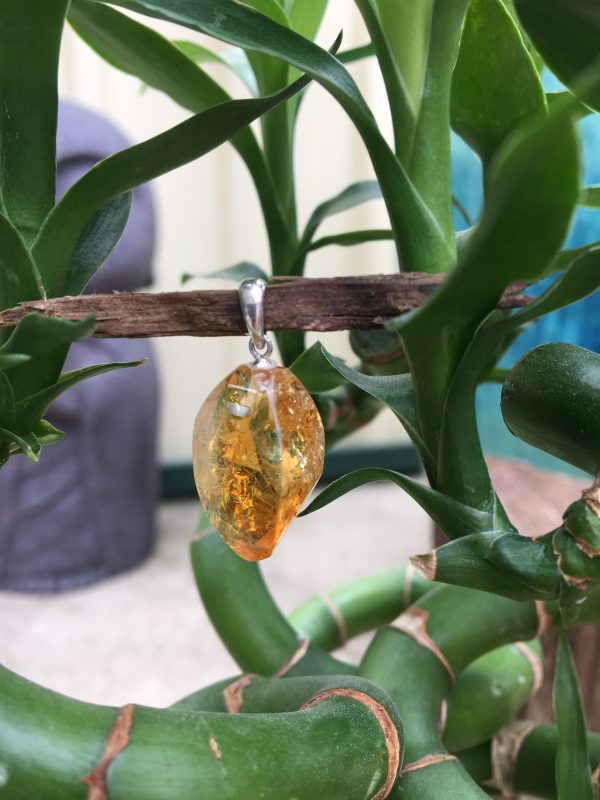 JEWELLERY, PENDANTS citrine faceted shape 25mm