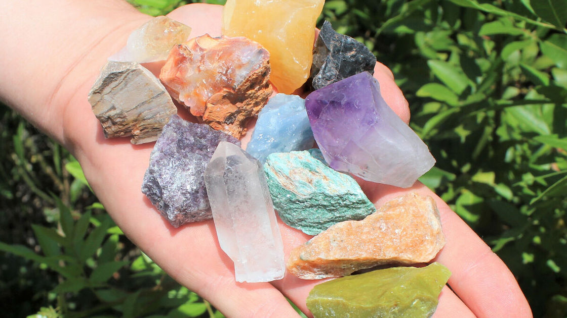 The benefits of buying crystals in bulk for your business